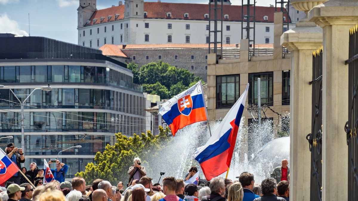 Slováci si parlament v referendu nerozpustí, bylo by to protiústavní
